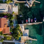 Appartamento Beachfront With 1 Bedroom And Terrace Supetarska Draga