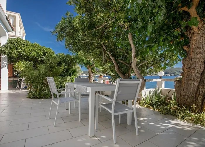 Beachfront With 1 Bedroom And Terrace Apartamento
