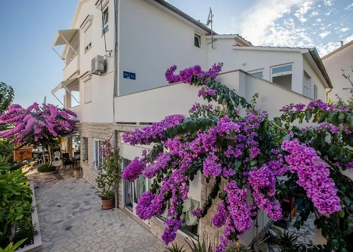 Beachfront With 1 Bedroom And Terrace