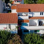 Beachfront With 1 Bedroom And Terrace * Supetarska Draga