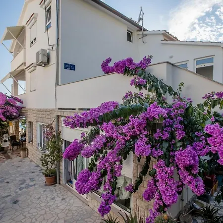 Beachfront With 1 Bedroom And Terrace