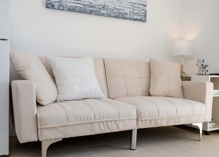 Appartement Beachfront With 1 Bedroom And Terrace *